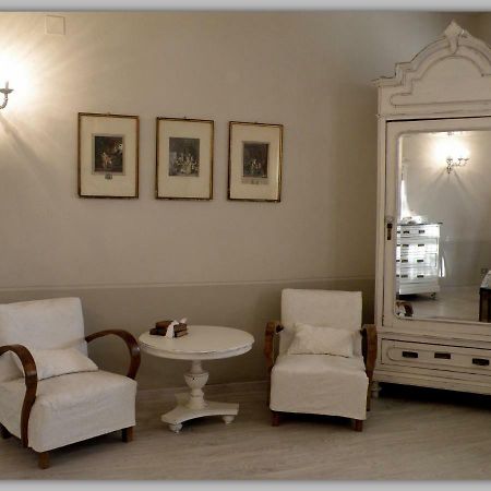 مبيت وإفطار Melazzo Cascina Luvot المظهر الخارجي الصورة