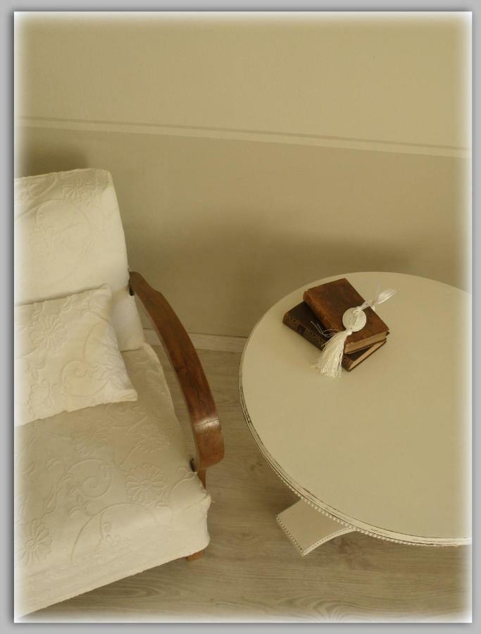 مبيت وإفطار Melazzo Cascina Luvot المظهر الخارجي الصورة