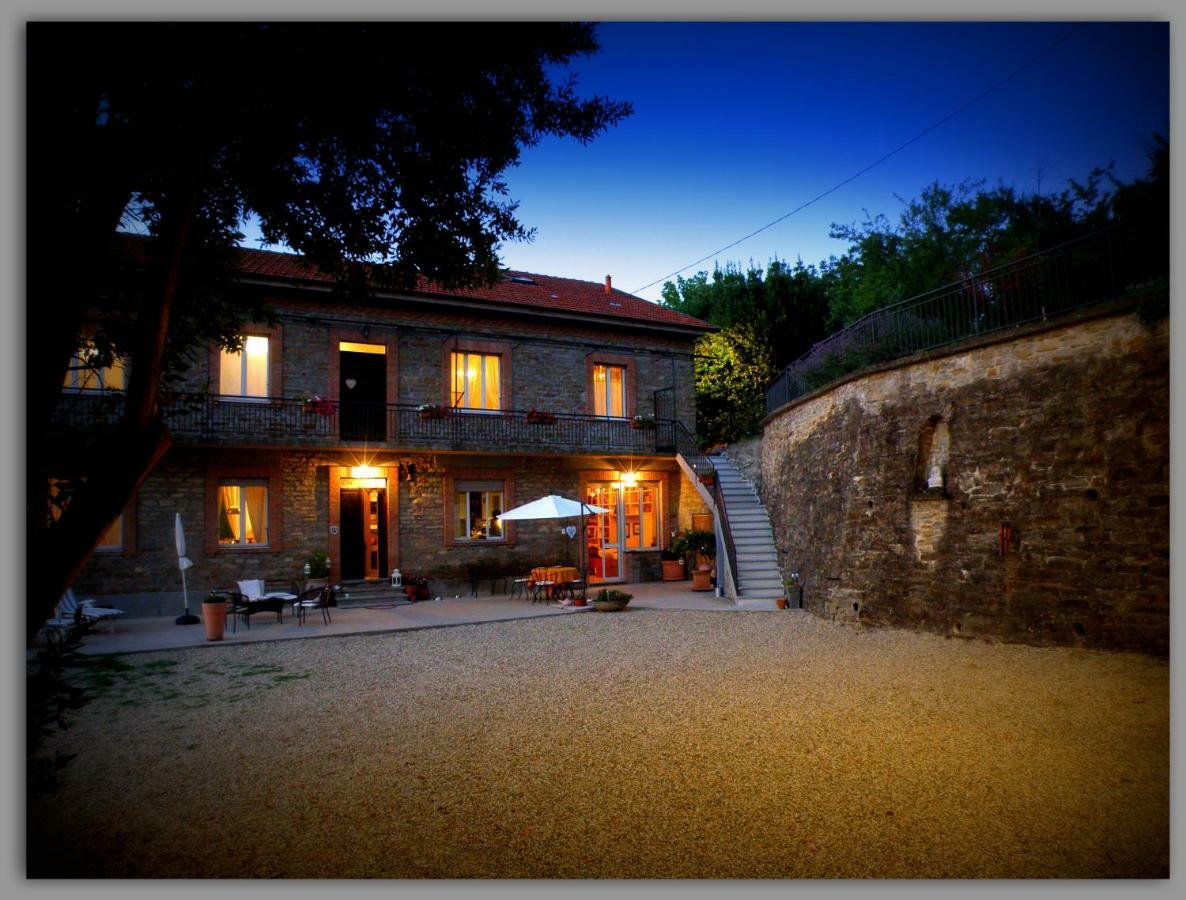 مبيت وإفطار Melazzo Cascina Luvot المظهر الخارجي الصورة