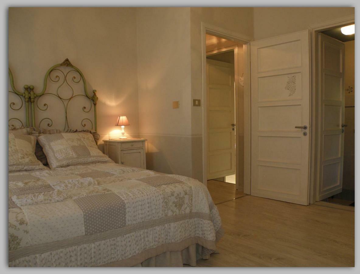 مبيت وإفطار Melazzo Cascina Luvot المظهر الخارجي الصورة