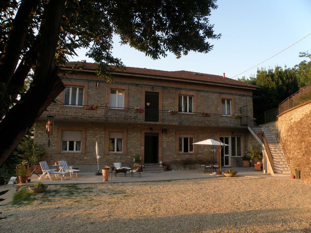 مبيت وإفطار Melazzo Cascina Luvot المظهر الخارجي الصورة